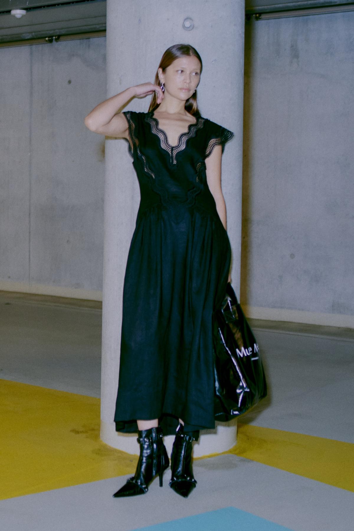 CMNATULI - LONG DRESS WITH LACES IN BLACK